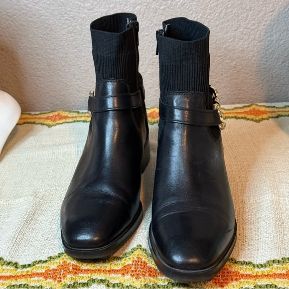 ALDO Women's Franina Chelsea Boot
Black leather gold accent - Picture 2 of 10